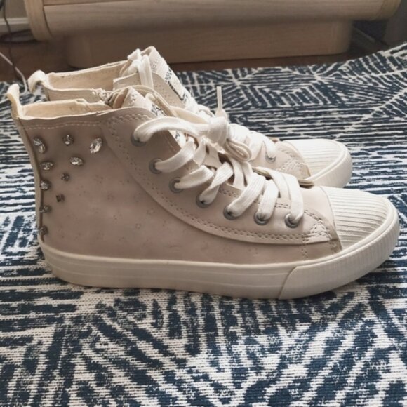 *Limited Edition Zara Girl Hightop Suede Sneakers- Size 38 Adults or Youth 6.… - Picture 6 of 10